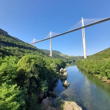 Aux Doux Refuges De La Muse Apartamento *