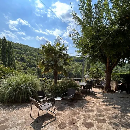 Aux Doux Refuges De La Muse