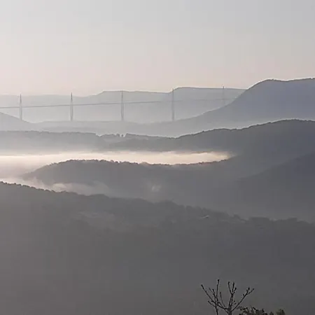 Aux Doux Refuges De La Muse * Montjaux
